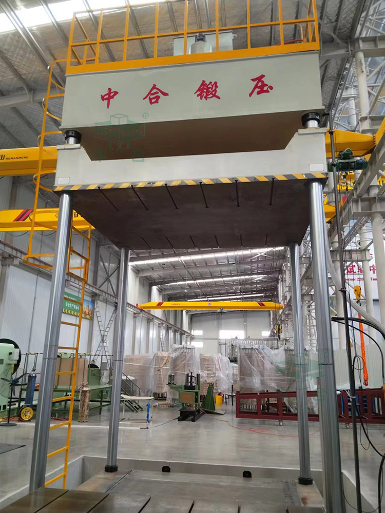 200吨移动工作台液压机.jpg
