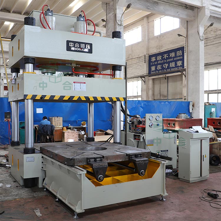轮胎模具试验液压机.jpg 轮胎模具试验液压机.jpg