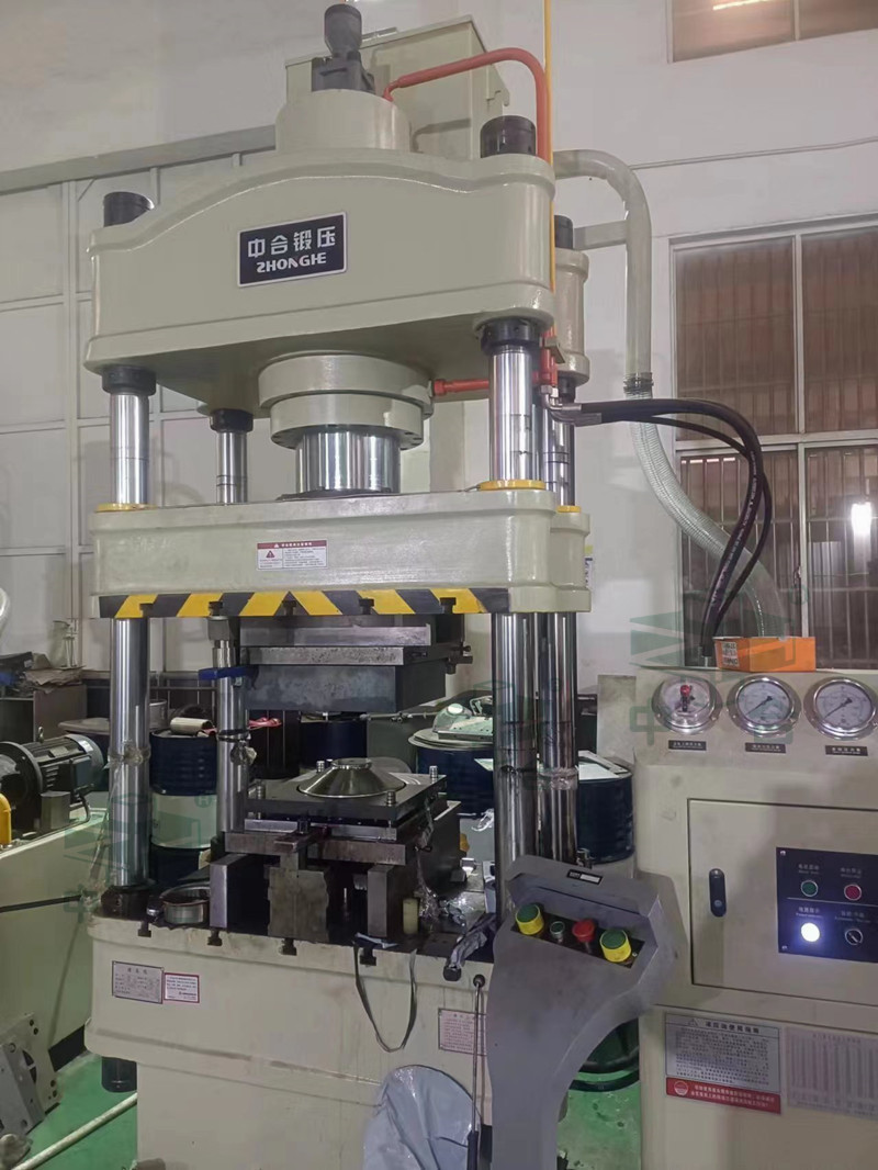 200吨汽车消音器成型液压机_不锈钢拉伸成型设备(图2)