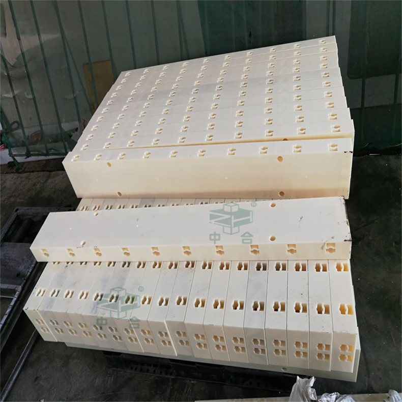 快拼组合式水沟水渠塑料建筑模板生产设备-1500吨四柱液压机(图2) 快拼组合式水沟水渠塑料建筑模板生产设备-1500吨四柱液压机(图2)