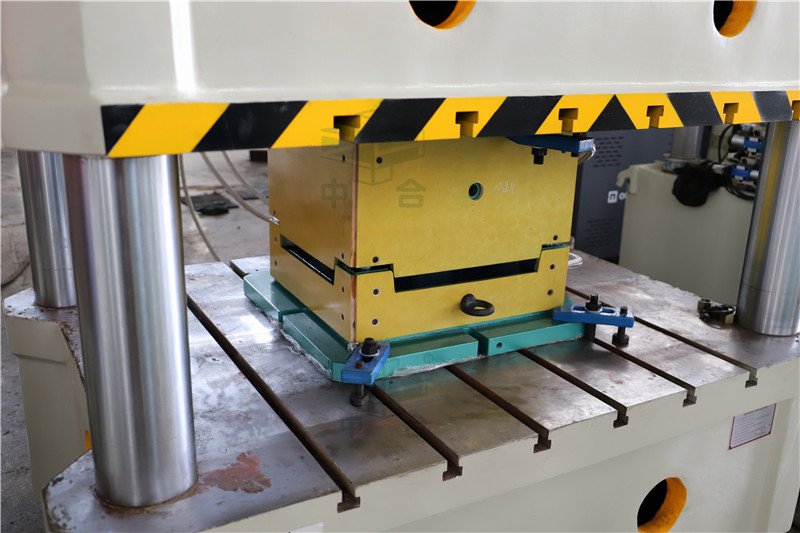 芳纶纤维头盔模具 芳纶纤维头盔模具