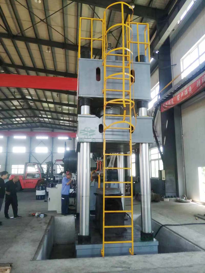 钢管折弯设备-金属冷压成型型液压机-1000吨四柱液压机(图4)